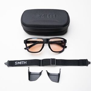 Smith Embark Sunglasses. Matte Black. ChromaPop Glacier copper blue mirror